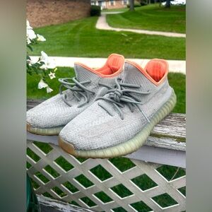 DESERT SAGE YEEZY SIZE 11